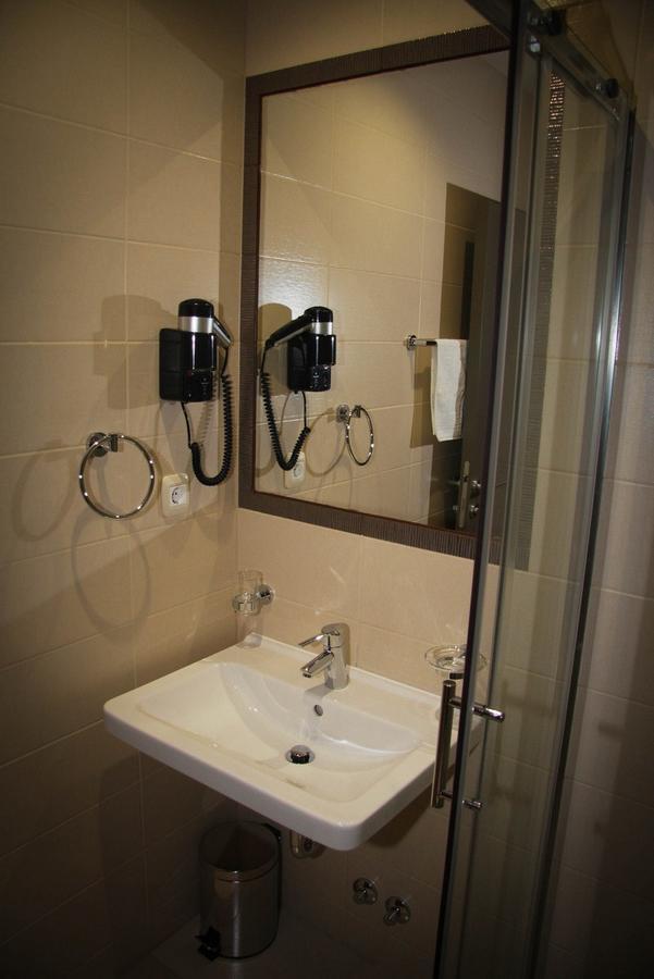Hotel Palazzo Gornji Vakuf-Uskoplje Buitenkant foto